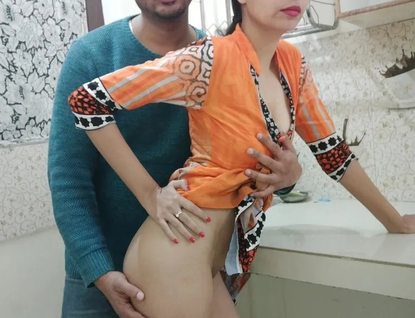 Insane landlord plows Indian Bhabhi's cock-squeezing cunt in the kitchen