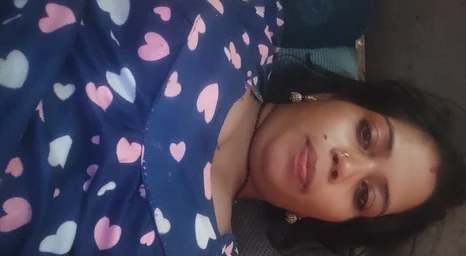 Desi village mother trains petite sausage encouragement and make-out to Indian aunty & her spouse