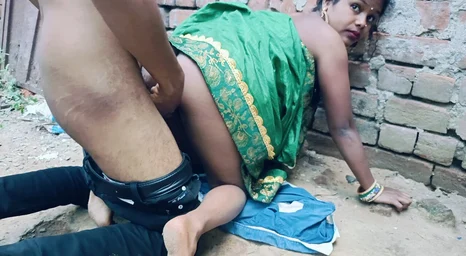 Observe this Indian Bhabhi get her real caboose plowed in super-hot outdoor fuck-fest gauze