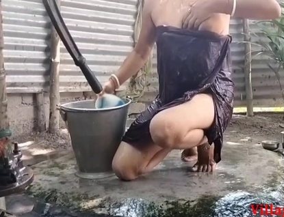 Desi bhabhi gets gonzo pummeled outdoors by her spouse's pal