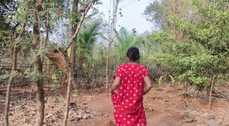 Red-hot Indian MUMMY Mumbai Ashu gets her taut culo penetrated in a ultra-kinky outdoor internal cumshot hump