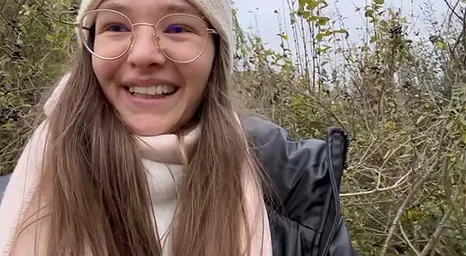 EmmiHill, the 18yo Teen, gets super-naughty in the superb outdoors with poon eating, natursekt, and outdoor urinating