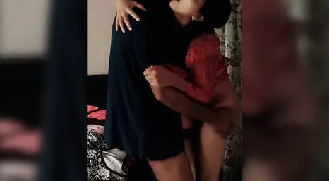 A hot stepmom got so tired that she started to rub her pussy