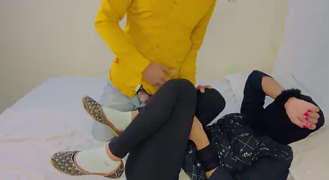 Indian Muslim Hijab girl employee fucked by office boss hard sex