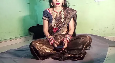 Bhabhi got her ass hole wet by using a broomstick to satisfy her cravings
