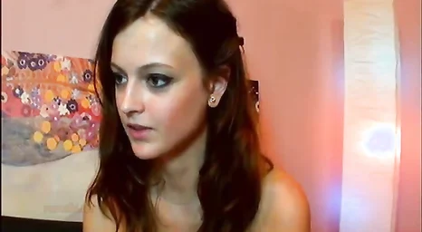 Horny babe uses red dildo to make her cum